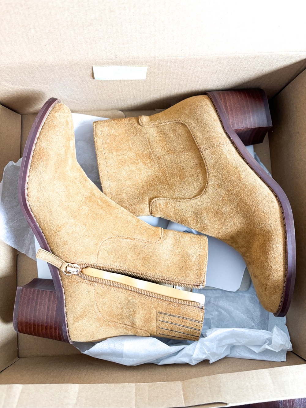 J. Crew NIB Women's Western Suede Ankle Boots in Camel - Picture 7 of 8
